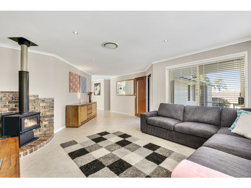 7 Pauline Place, Highland Park QLD 4211