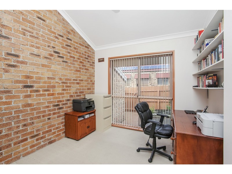 13 Lochinvar Court, Highland Park QLD 4211