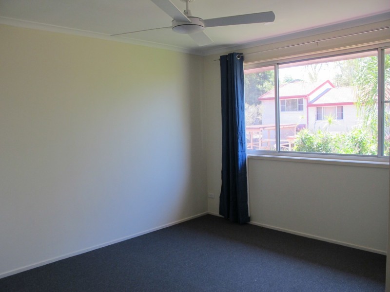4/11 Martin Street, Nerang QLD 4211