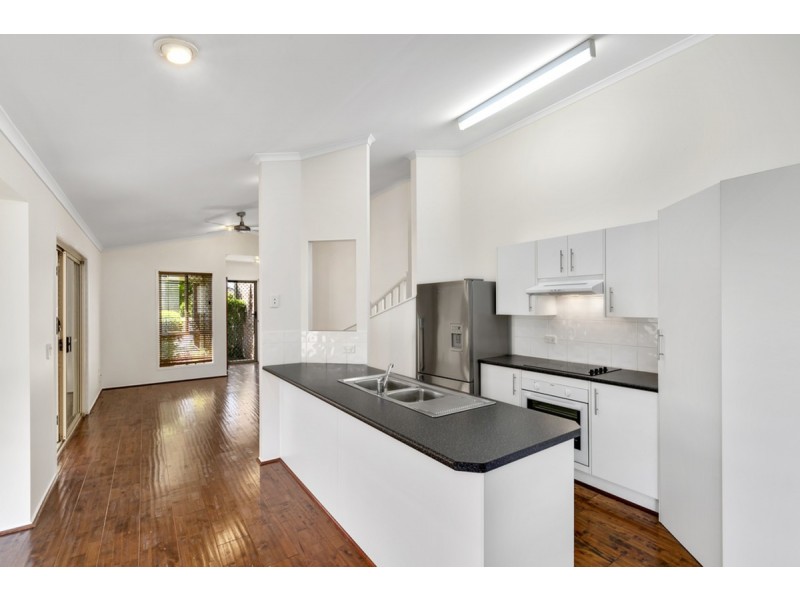 11 Inverness Court, Nerang QLD 4211