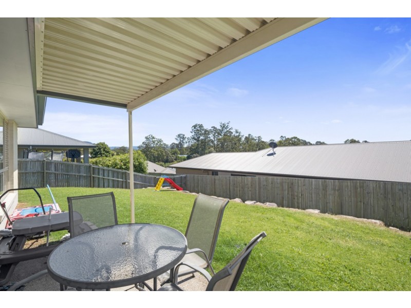 8 Jackaroo Crescent, Gilston QLD 4211