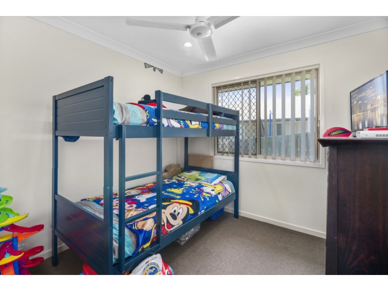 8 Jackaroo Crescent, Gilston QLD 4211