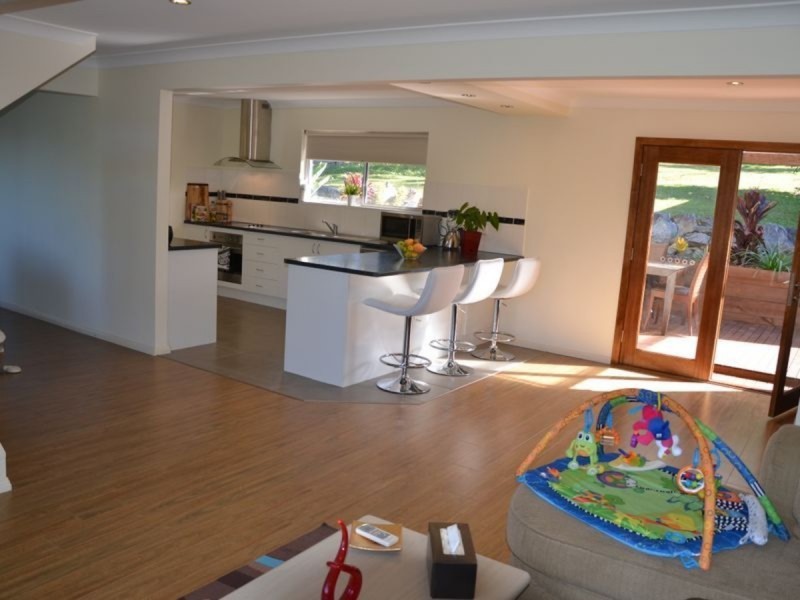 48 Alison Road, Carrara QLD 4211
