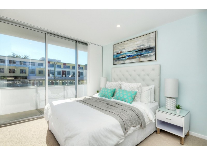 103/26 Spendelove Street, Southport QLD 4215