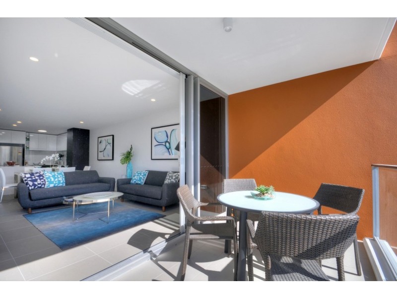 103/26 Spendelove Street, Southport QLD 4215