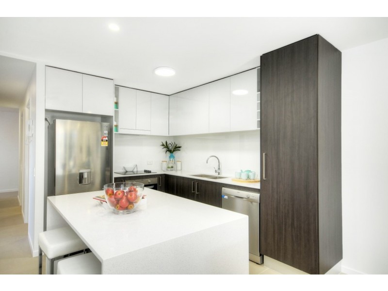 103/26 Spendelove Street, Southport QLD 4215