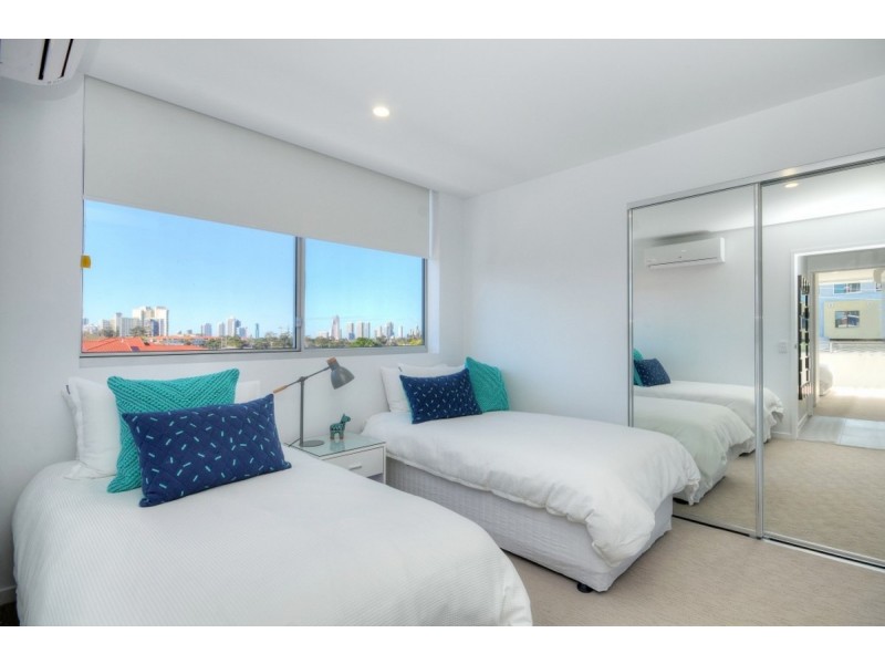 103/26 Spendelove Street, Southport QLD 4215