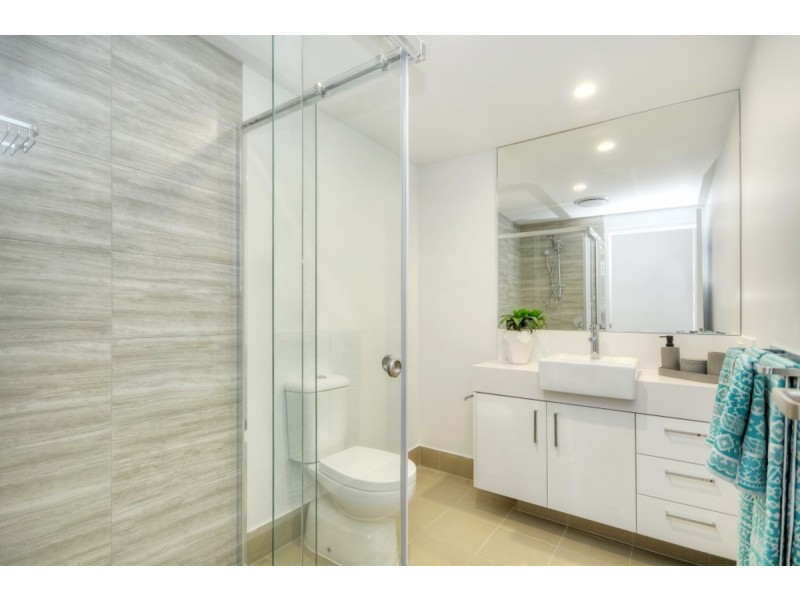 103/26 Spendelove Street, Southport QLD 4215