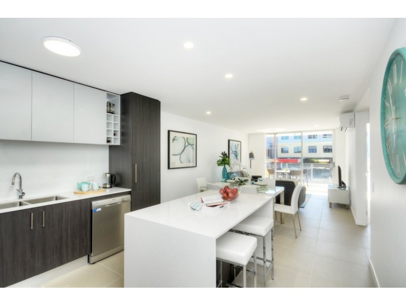 103/26 Spendelove Street, Southport QLD 4215