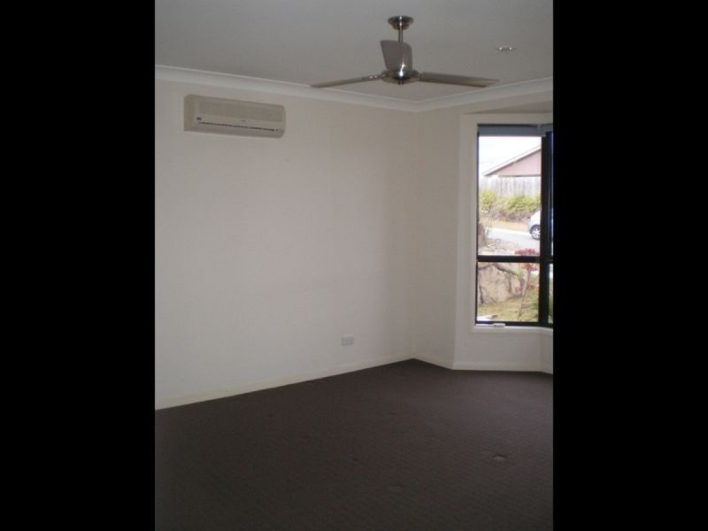 4 Silvereye Circuit, Gilston QLD 4211