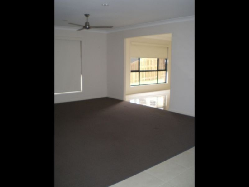 4 Silvereye Circuit, Gilston QLD 4211