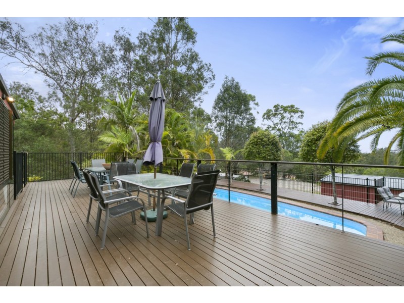 230 Crane Crescent, Nerang QLD 4211