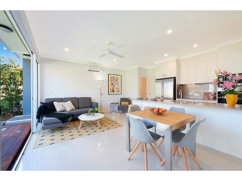 30 Martin Street, Nerang QLD 4211