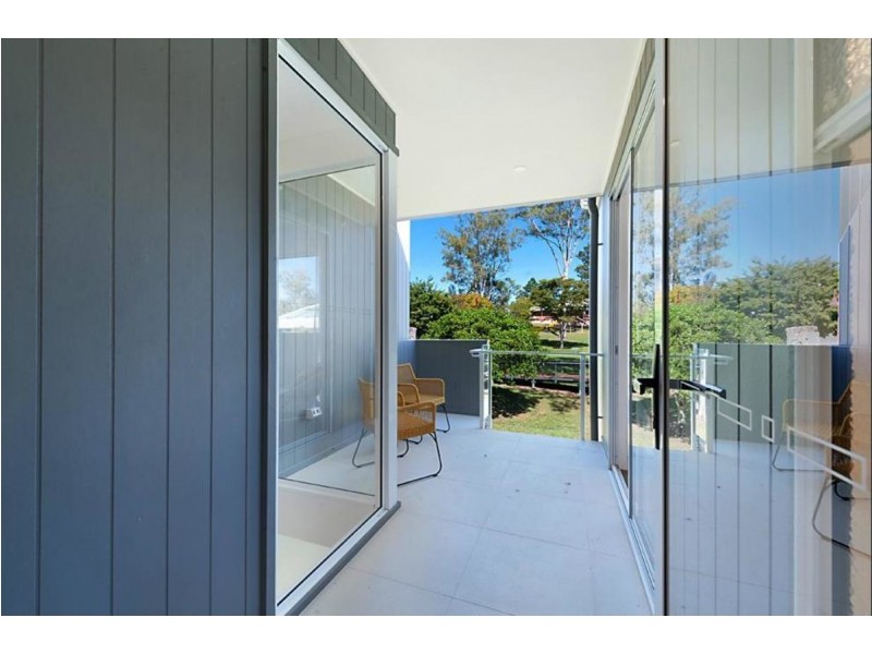 30 Martin Street, Nerang QLD 4211