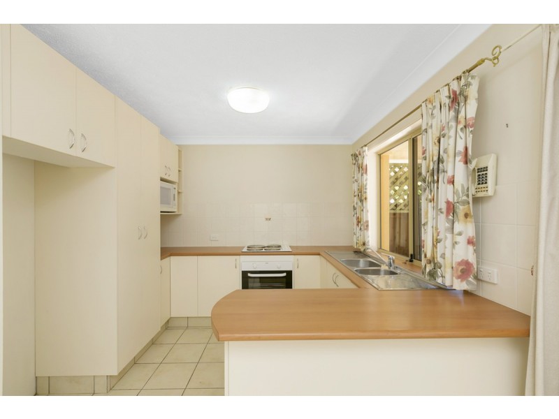 40/469 Pine Ridge Road, Runaway Bay QLD 4216