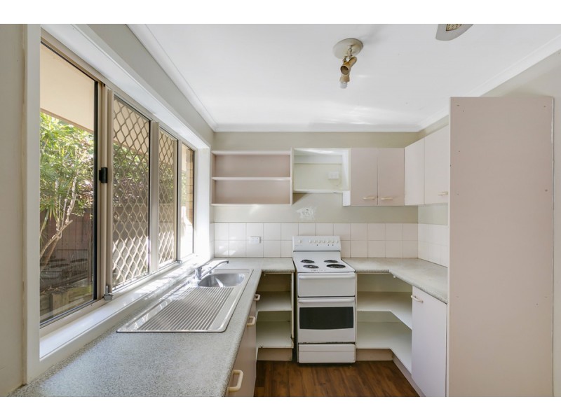 8 Medellin Place, Nerang QLD 4211