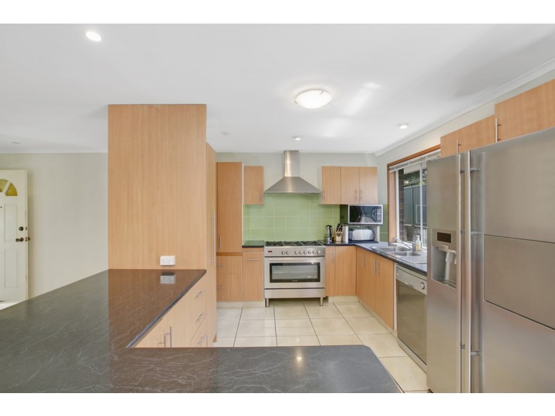 19 Burgundy Court, Highland Park QLD 4211