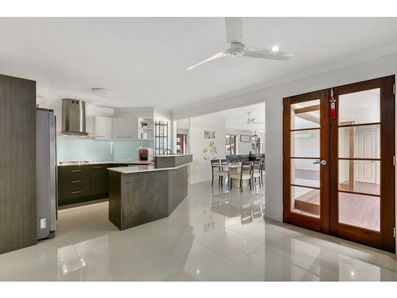 38 Lochinvar Court, Ashmore QLD 4214