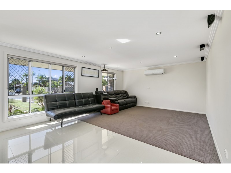 38 Lochinvar Court, Ashmore QLD 4214