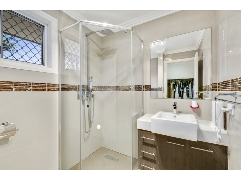 38 Lochinvar Court, Ashmore QLD 4214