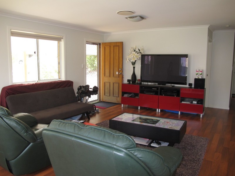 9 Kincaid Drive, Highland Park QLD 4211