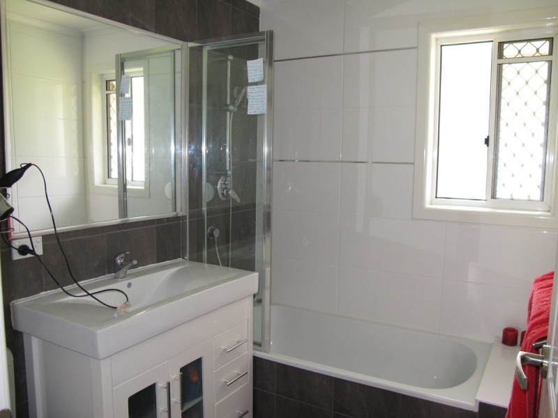 9 Kincaid Drive, Highland Park QLD 4211