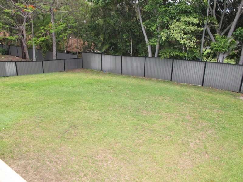 9 Kincaid Drive, Highland Park QLD 4211