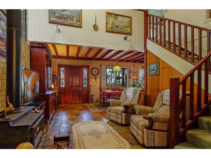 43 Gwongarella Parade, Springbrook QLD 4213