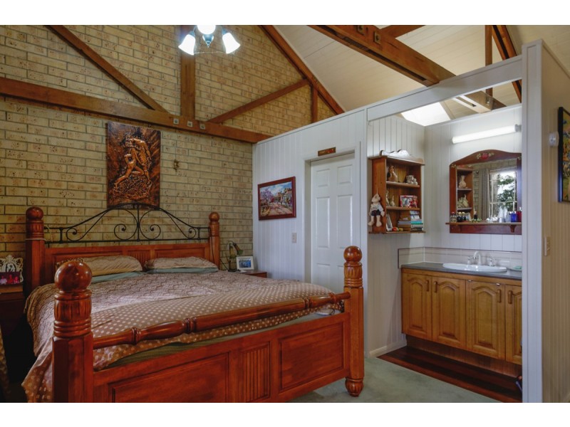 43 Gwongarella Parade, Springbrook QLD 4213