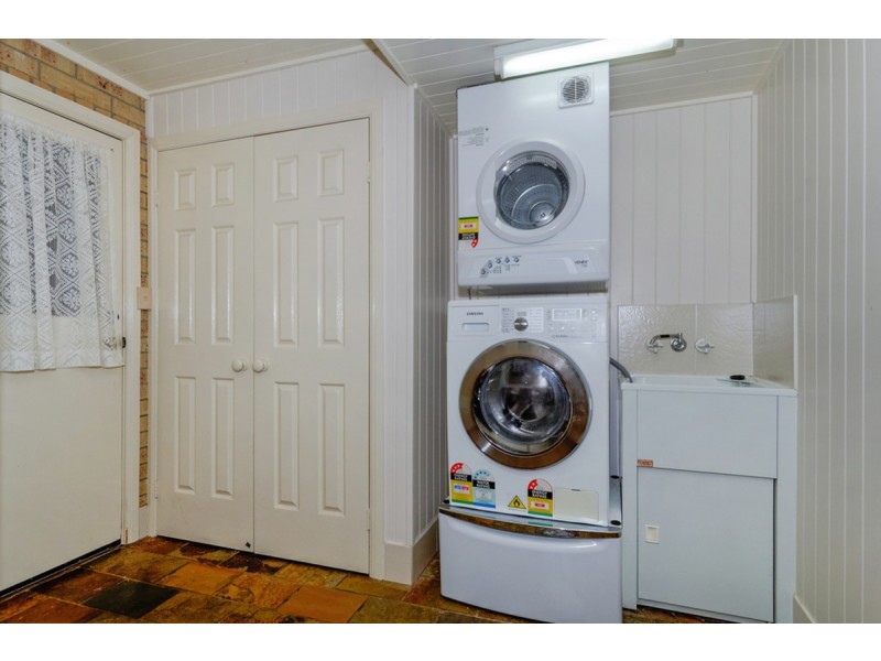 43 Gwongarella Parade, Springbrook QLD 4213