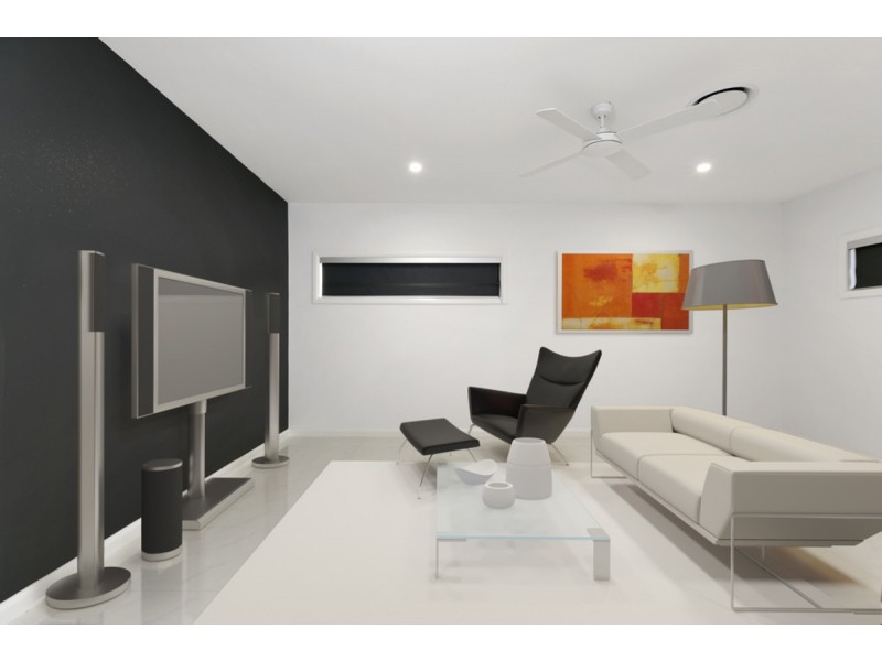 8 Crest View Key, Broadbeach Waters QLD 4218