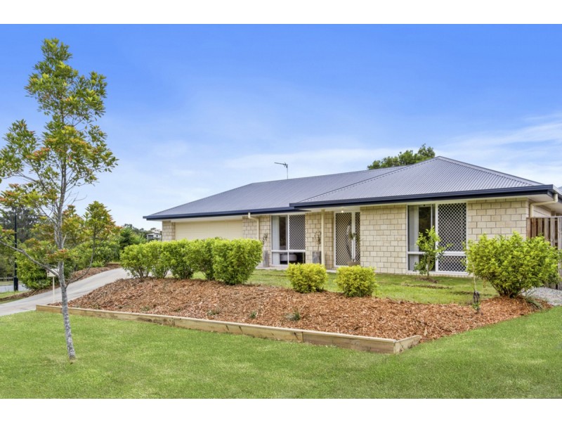 39 Barradeen Circuit, Pacific Pines QLD 4211