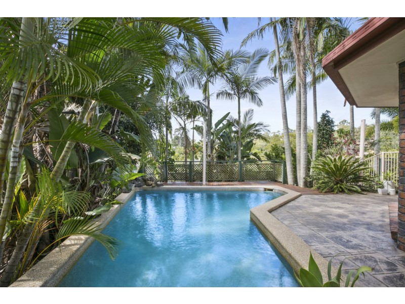 27 Carpenter Court, Worongary QLD 4213