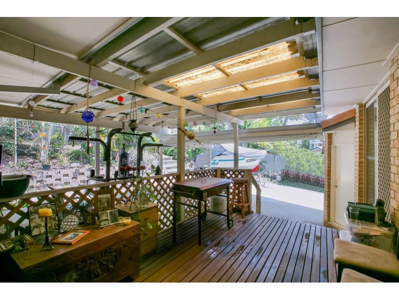 11 Marble Drive, Carrara QLD 4211