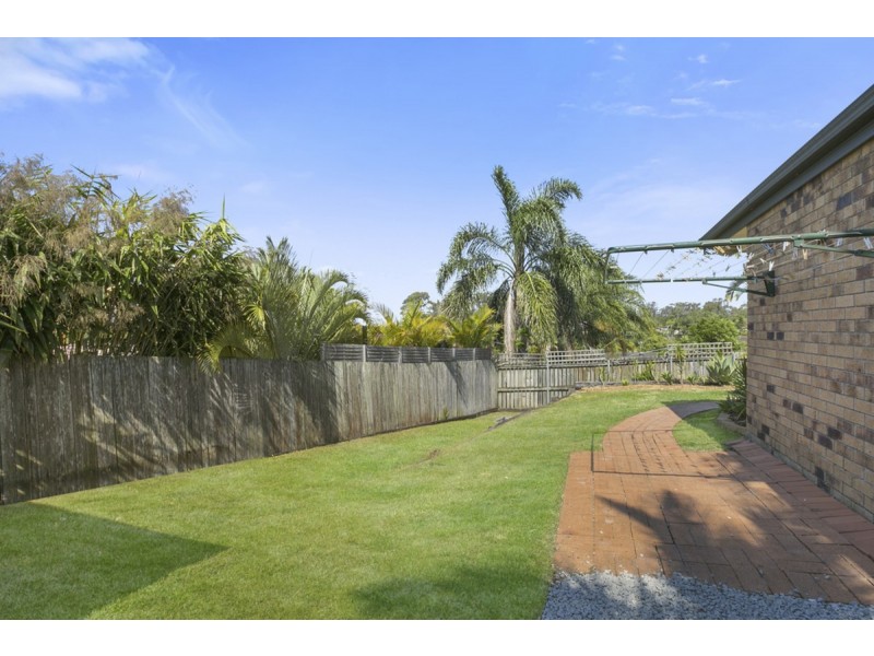 27 Crusader Way, Nerang QLD 4211