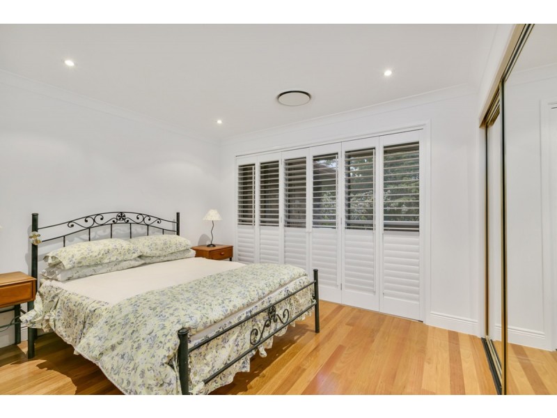 31 Winderadeen Drive, Highland Park QLD 4211