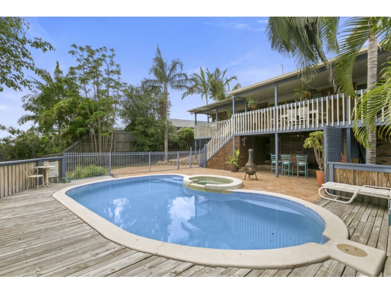 10 Convery Crescent, Highland Park QLD 4211