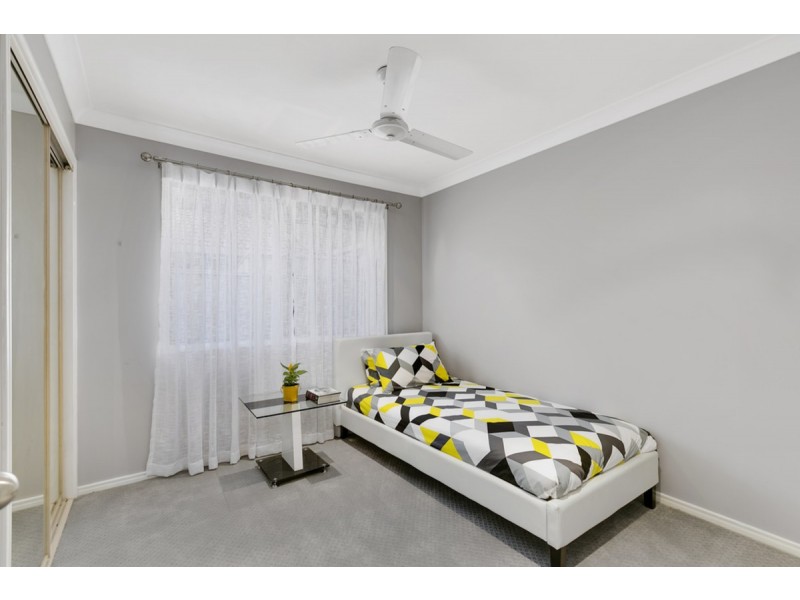 8 Colorado Circuit, Parkwood QLD 4214