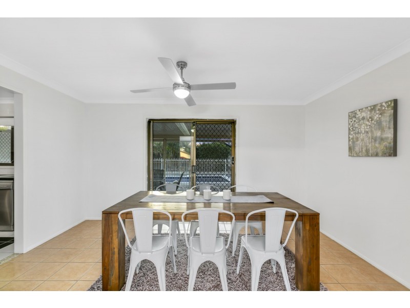 196 Bayview Street, Runaway Bay QLD 4216