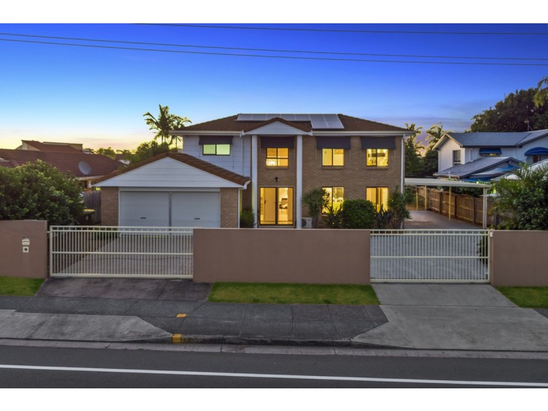 196 Bayview Street, Runaway Bay QLD 4216