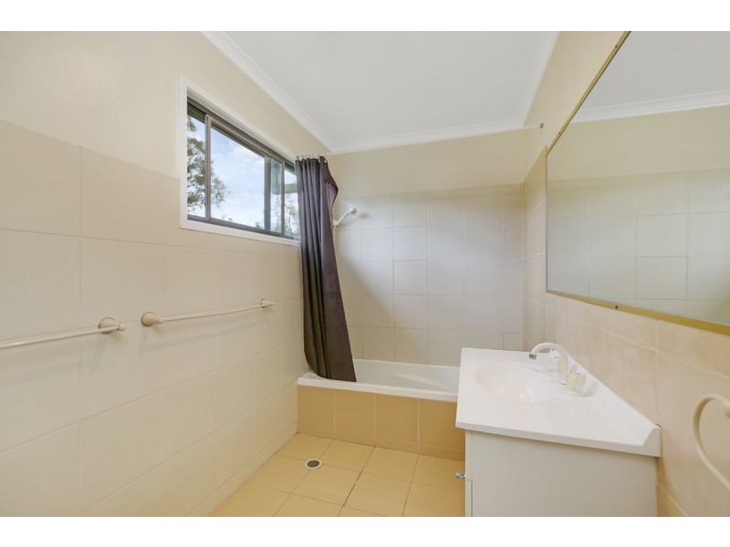 5 Arjuna Way, Gaven QLD 4211