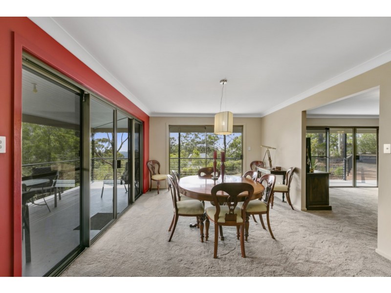 9 Elimbah Court, Lower Beechmont QLD 4211