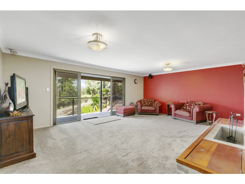 9 Elimbah Court, Lower Beechmont QLD 4211