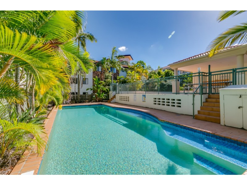 1/7 Johnston Street, Southport QLD 4215