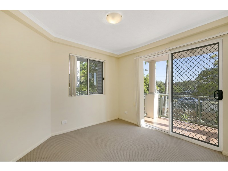 1/7 Johnston Street, Southport QLD 4215