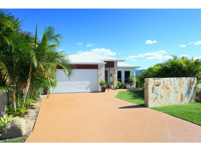 52 Tara Vista Boulevard, Highland Park QLD 4211