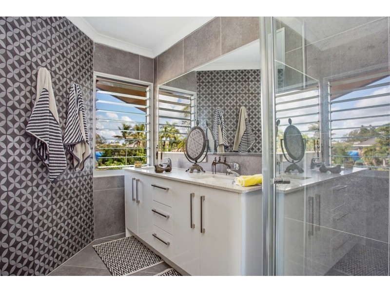 1/3 Tuesley Court, Southport QLD 4215