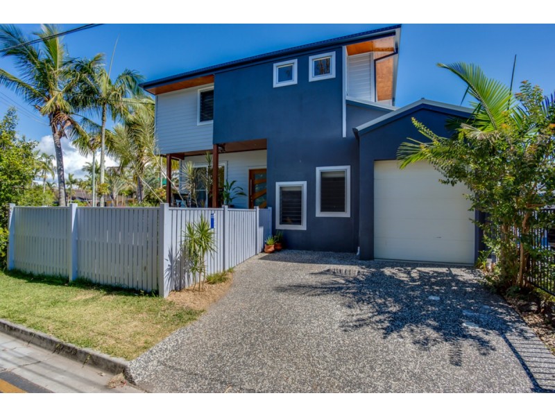 1/3 Tuesley Court, Southport QLD 4215