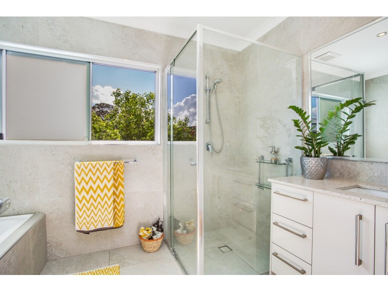 1/3 Tuesley Court, Southport QLD 4215