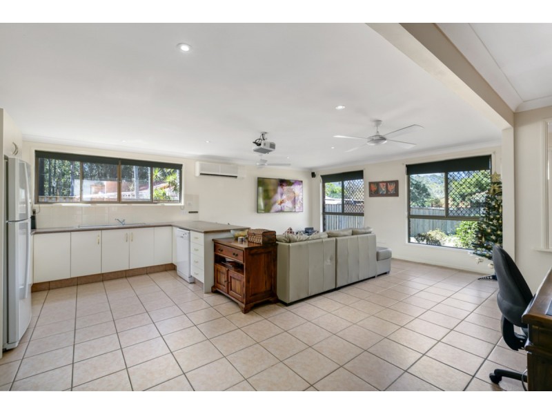 29 Yarrayne Road, Nerang QLD 4211